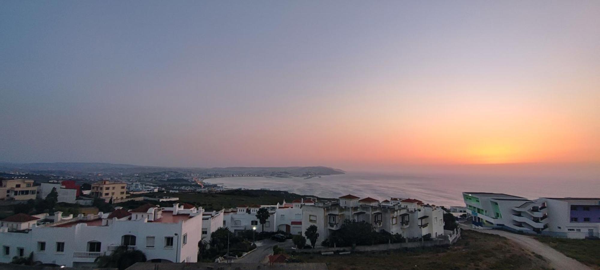 Magnifique Appartement De Standing A Tanger Avec Vue Sur Mer Et Acces Piscine Экстерьер фото