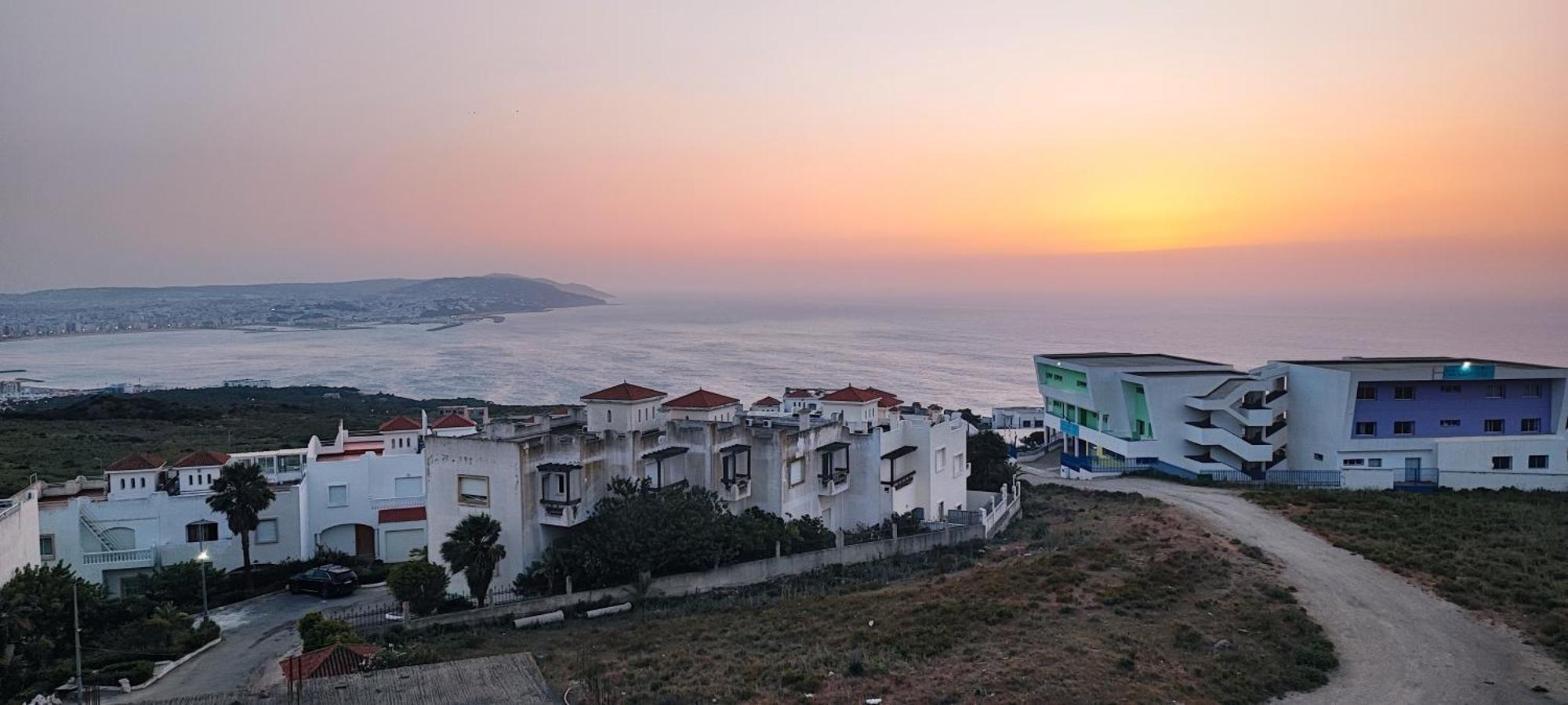 Magnifique Appartement De Standing A Tanger Avec Vue Sur Mer Et Acces Piscine Экстерьер фото